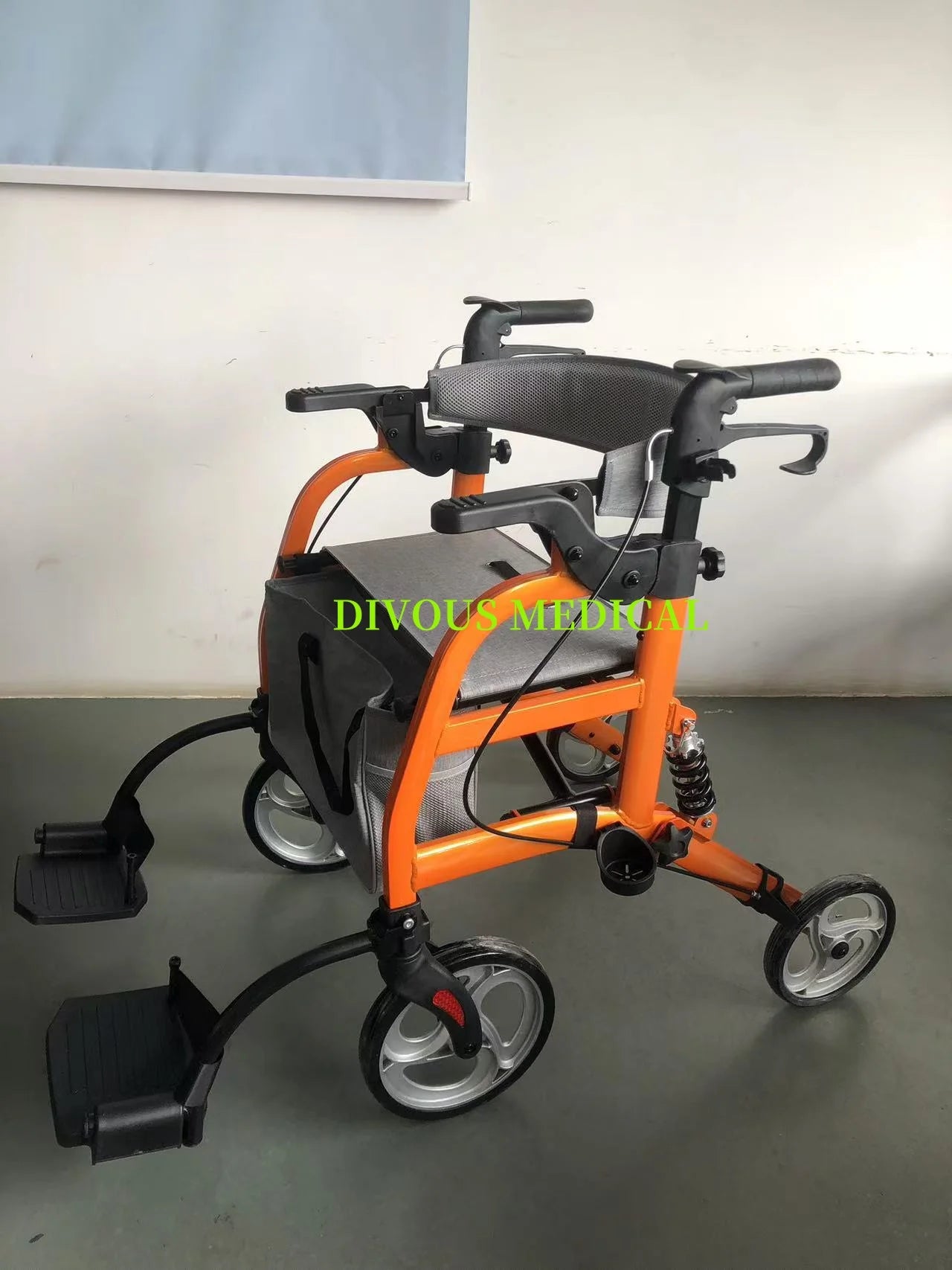 Four-legged Walking Assist Rollator Walker, Aluminum Alloy Training Mobility Aid, Small Walkers - GilloServ
