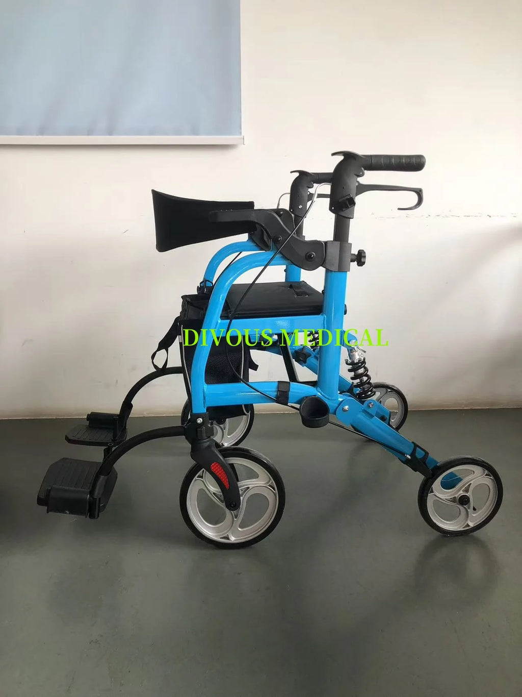 Four-legged Walking Assist Rollator Walker, Aluminum Alloy Training Mobility Aid, Small Walkers - GilloServ