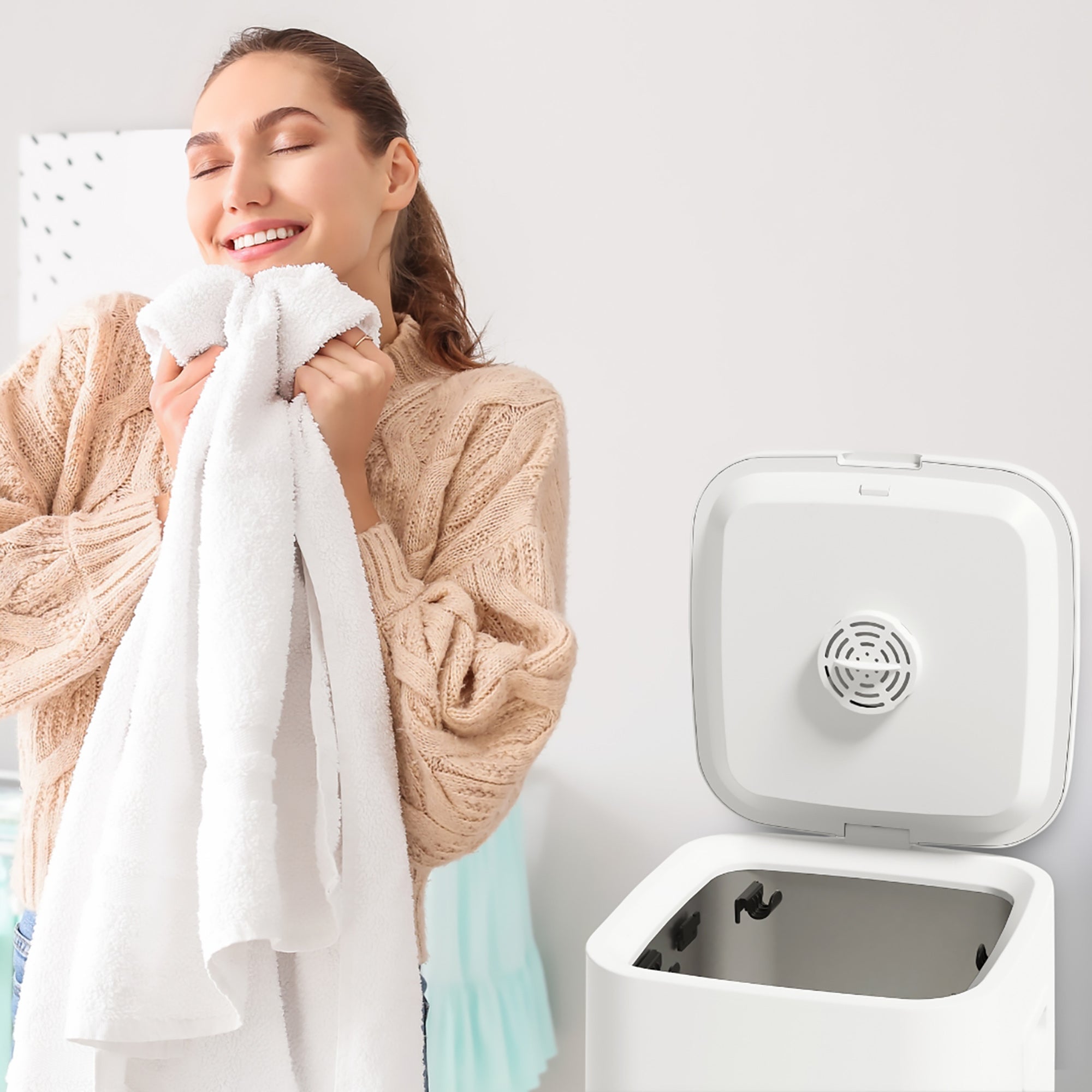 Luxury Towel Warmer Bucket with LED Display - GilloServ