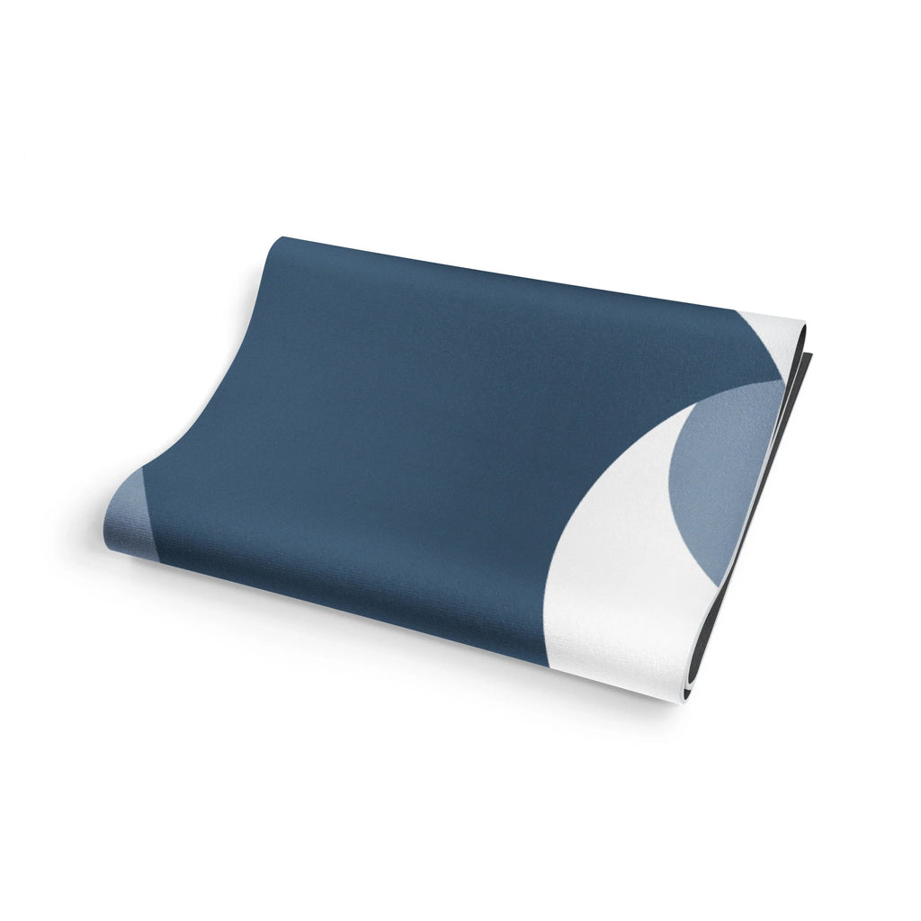 Astrid Non-Slip Yoga Mat Plush Cushioning & Night-Sky Aesthetic - GilloServ
