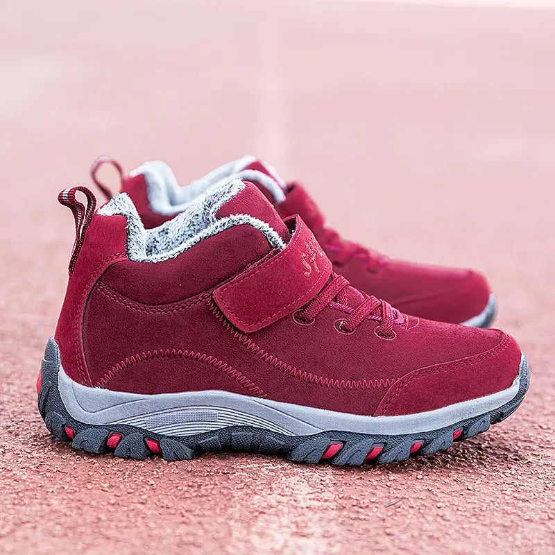 Winter sports shoes sneakers/// Bowling joggers runners - GilloServ