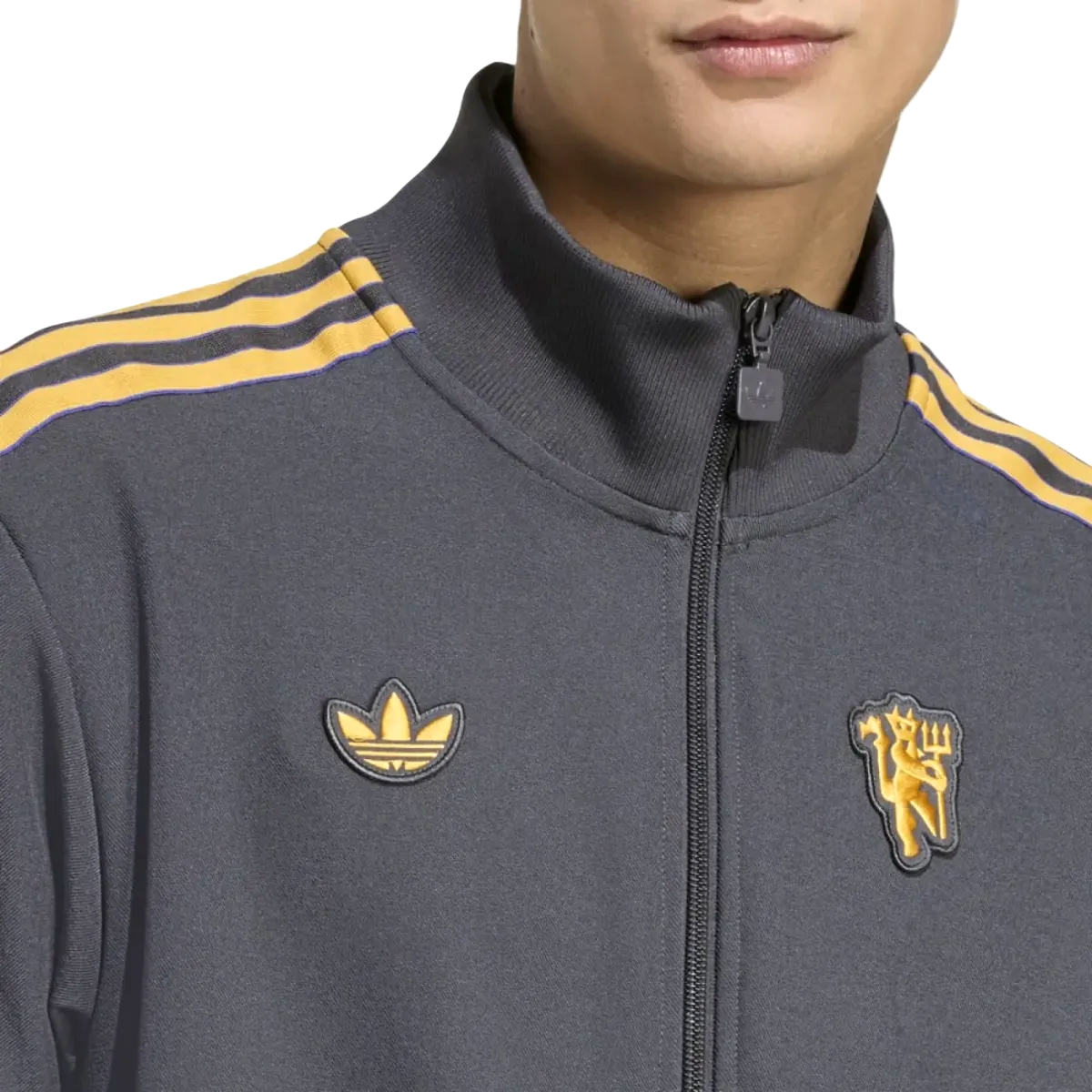 Manchester United Originals casual presentation tracksuit - GilloServ