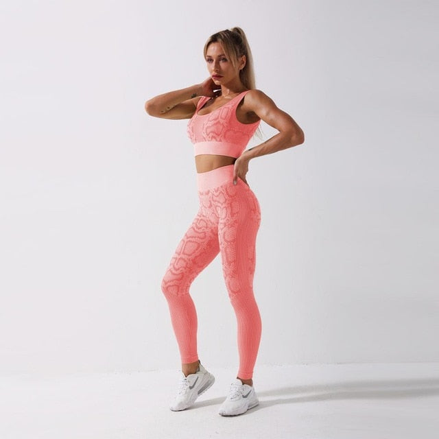 Seamless Snakeskin Print Yoga Set Gym Fashion Tank - GilloServ